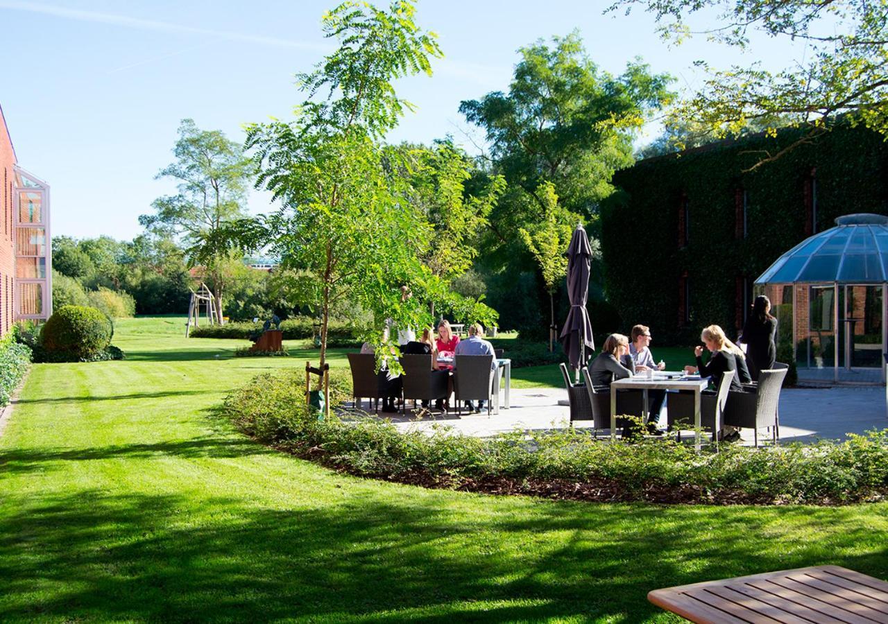 Pharmakon Hotel & Conferencecenter Hillerød Kültér fotó